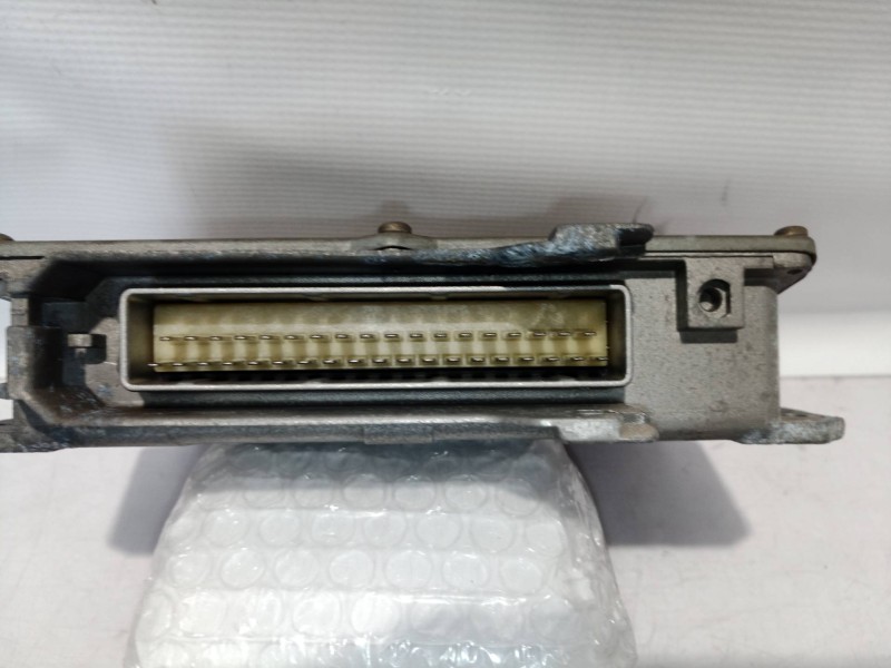 Recambio de centralita motor uce para citroën saxo 1.1 image referencia OEM IAM 0261204788 0261204788 9631528780