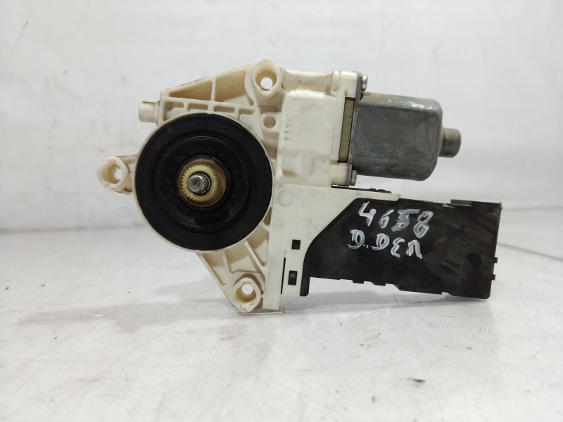 Recambio de motor elevalunas delantero derecho para peugeot 407 sport referencia OEM IAM 9663036580 9663036580 9663036580