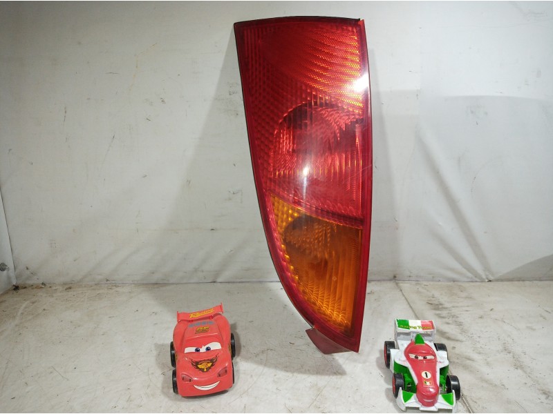 Recambio de piloto trasero izquierdo para ford focus berlina (cak) referencia OEM IAM 13405AE 13405AE 13405