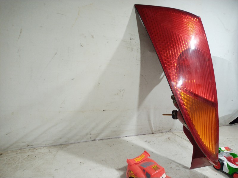 Recambio de piloto trasero izquierdo para ford focus berlina (cak) referencia OEM IAM 13405AE 13405AE 13405