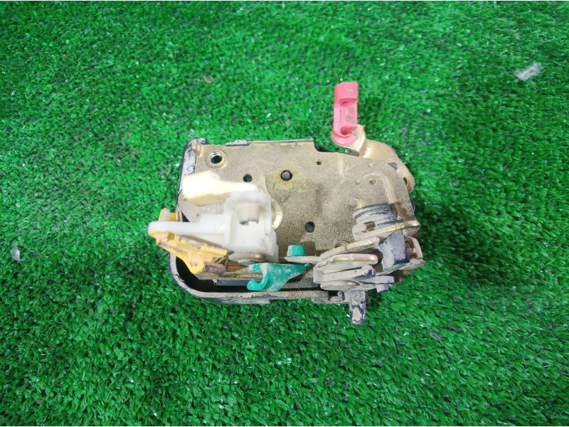 Recambio de cerradura puerta trasera izquierda para chrysler pt cruiser (pt) 2.2 crd catwalk classic referencia OEM IAM   