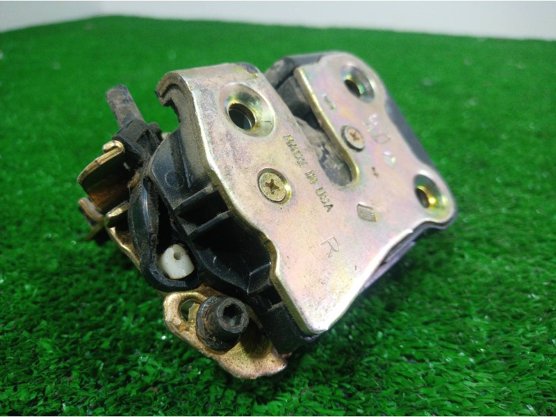 Recambio de cerradura puerta trasera derecha para chrysler pt cruiser (pt) 2.2 crd catwalk classic referencia OEM IAM   