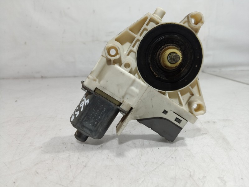 Recambio de motor elevalunas trasero derecho para peugeot 407 sport referencia OEM IAM 994336 994336 994336