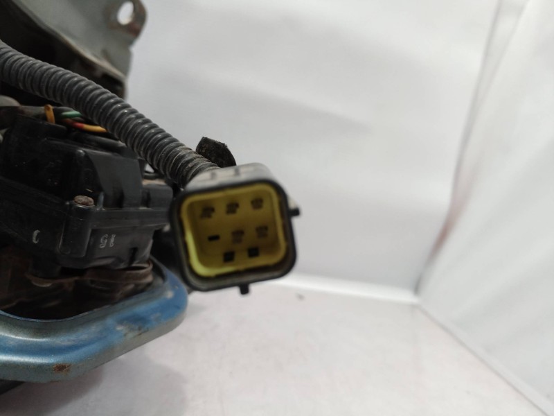 Recambio de faro izquierdo para mazda 323 berlina/familiar (bf/bw) lx berlina (bf) referencia OEM IAM   