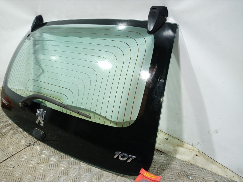 Recambio de porton trasero para peugeot 107 básico referencia OEM IAM   