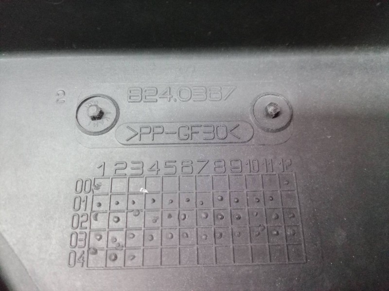 Recambio de electroventilador para mazda 2 berlina (dy) 1.2 active (55kw) referencia OEM IAM 8240387 8240387 8240387