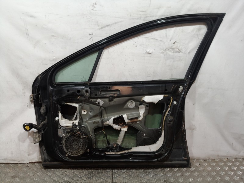 Recambio de puerta trasera derecha para peugeot 407 sport referencia OEM IAM   