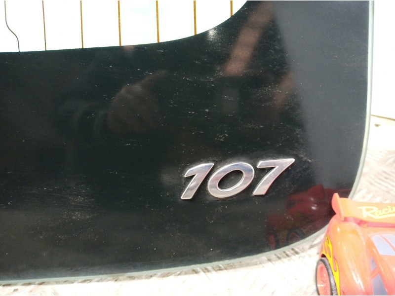 Recambio de porton trasero para peugeot 107 básico referencia OEM IAM   
