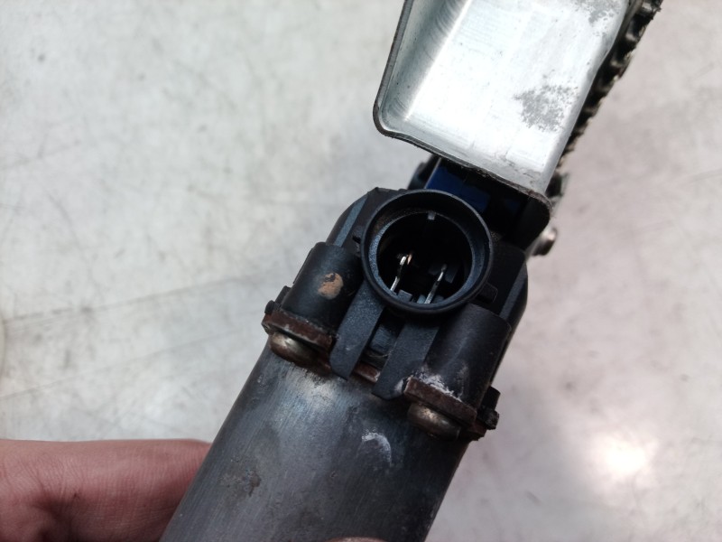 Recambio de elevalunas delantero derecho para renault kangoo (f/kc0) referencia OEM IAM 400664T2 400664T2 400664T2