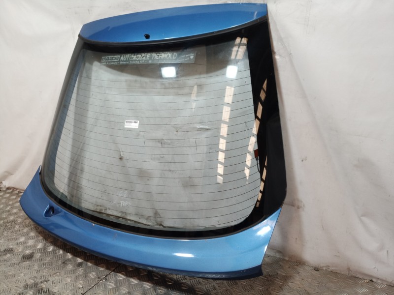 Recambio de porton trasero para mazda 323 berlina/familiar (bf/bw) lx berlina (bf) referencia OEM IAM   