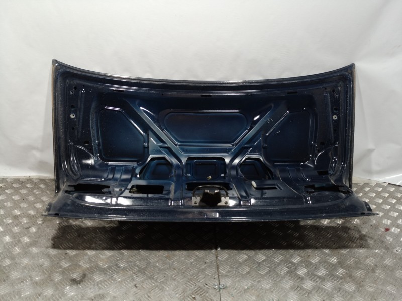 Recambio de tapa maletero para volvo serie 940 berlina/familiar 2.3 gle berlina referencia OEM IAM   