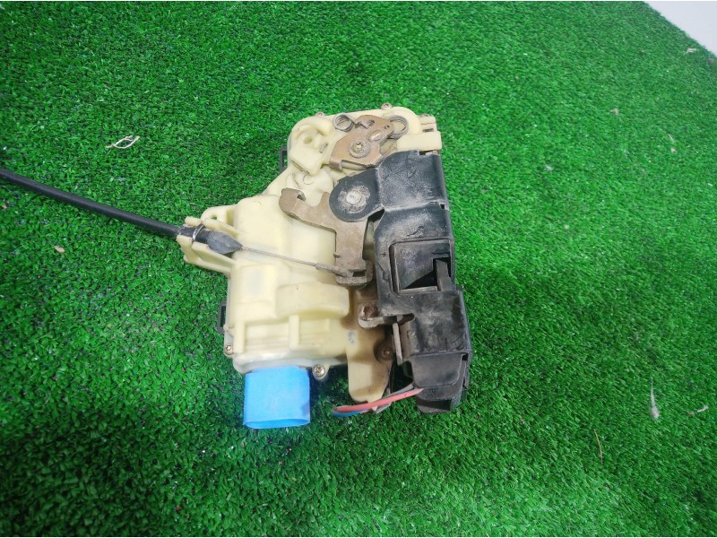 Recambio de cerradura puerta delantera derecha para seat ibiza (6l1) cool referencia OEM IAM 993019101 993019101 993019101