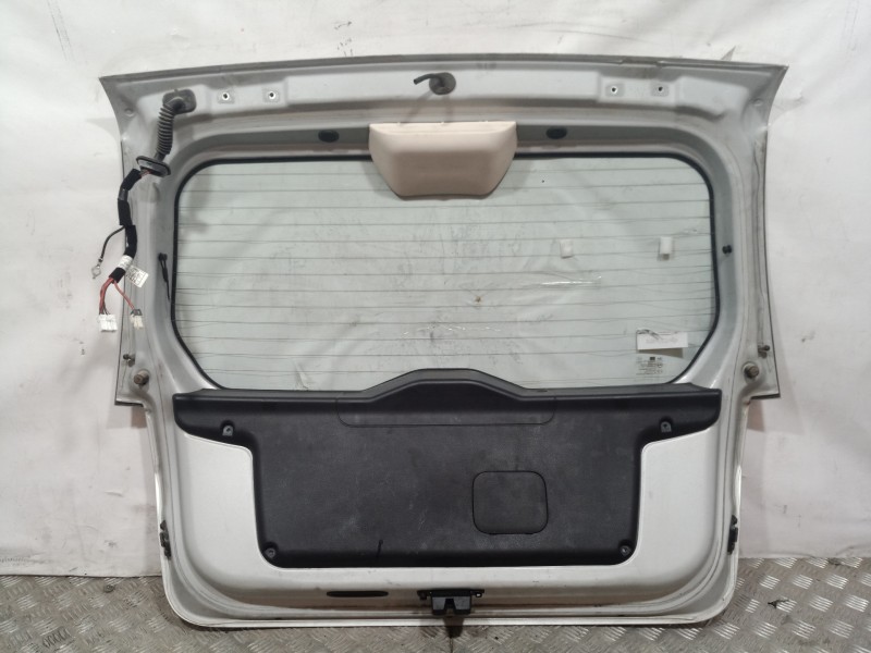 Recambio de porton trasero para hyundai getz (tb) referencia OEM IAM    Recambio de porton trasero para hyundai getz (tb) referencia OEM IAM