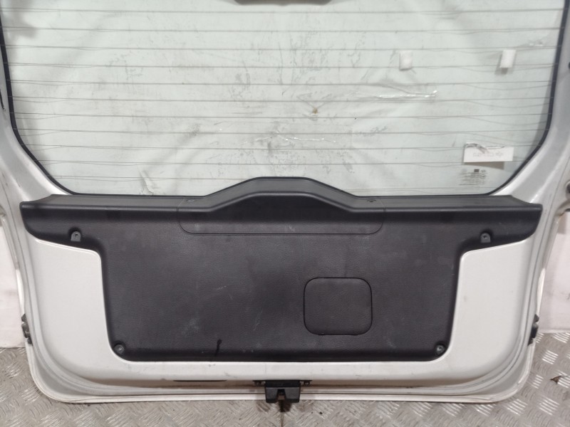 Recambio de porton trasero para hyundai getz (tb) referencia OEM IAM    Recambio de porton trasero para hyundai getz (tb) referencia OEM IAM
