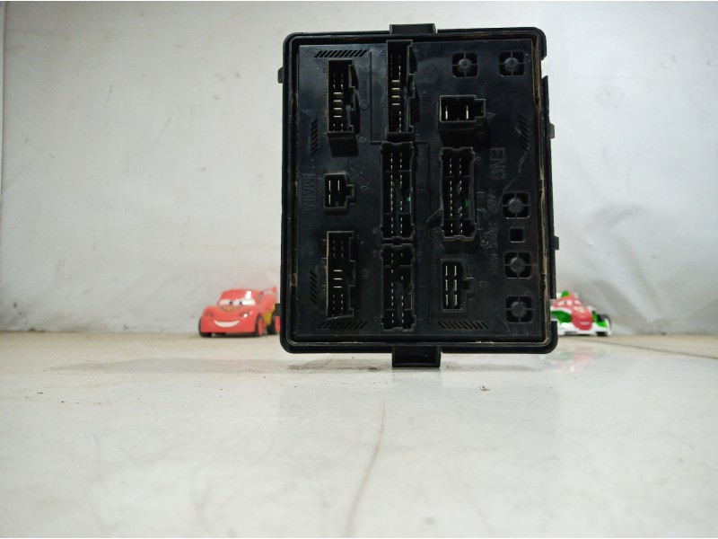 Recambio de caja reles / fusibles para ssangyong kyron referencia OEM IAM   