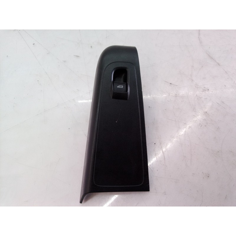 Recambio de mando elevalunas delantero derecho para ford tourneo courier (c4a) ambiente referencia OEM IAM ET76240A40B ET76240A4
