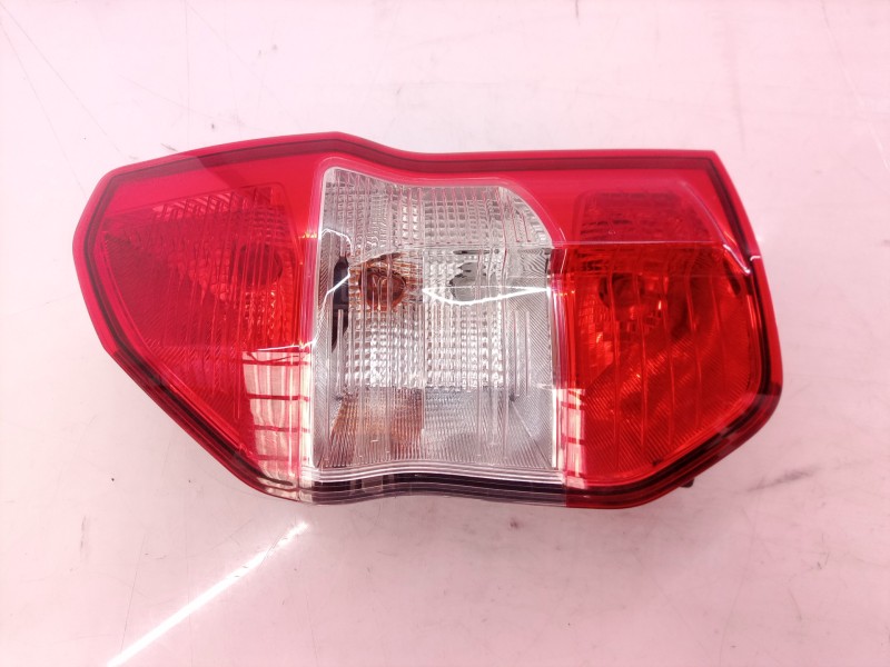 Recambio de piloto trasero derecho para ford tourneo courier (c4a) ambiente referencia OEM IAM   