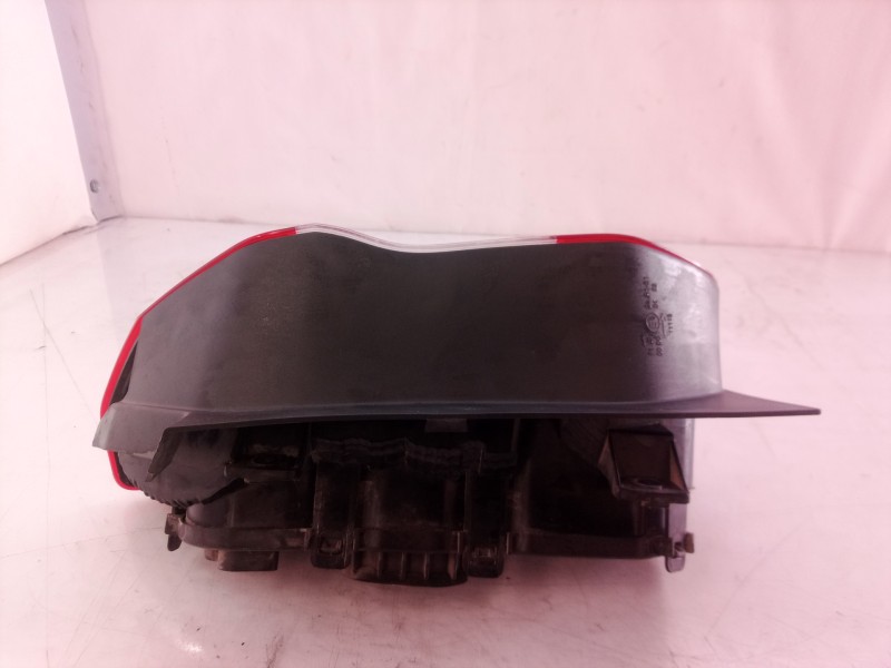 Recambio de piloto trasero derecho para ford tourneo courier (c4a) ambiente referencia OEM IAM   