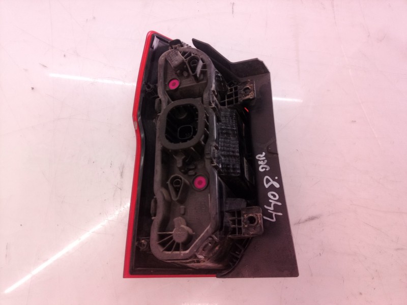 Recambio de piloto trasero derecho para ford tourneo courier (c4a) ambiente referencia OEM IAM   