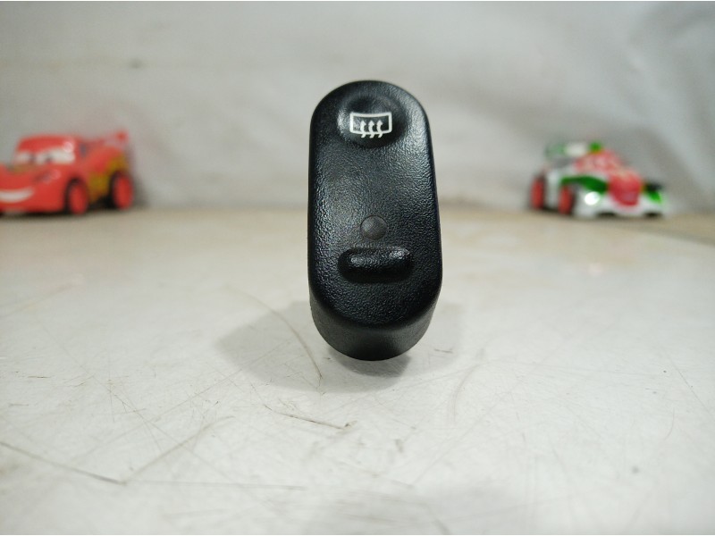 Recambio de interruptor para renault kangoo referencia OEM IAM   