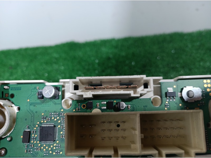 Recambio de mando calefaccion / aire acondicionado para seat ibiza sc (6j1) emoción referencia OEM IAM 6J0820045A 6J0820045A T01