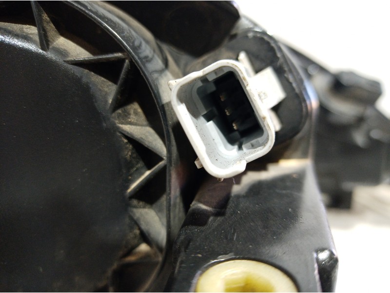 Recambio de faro izquierdo para peugeot 206 berlina referencia OEM IAM 9628666880 9628666880 9628666880