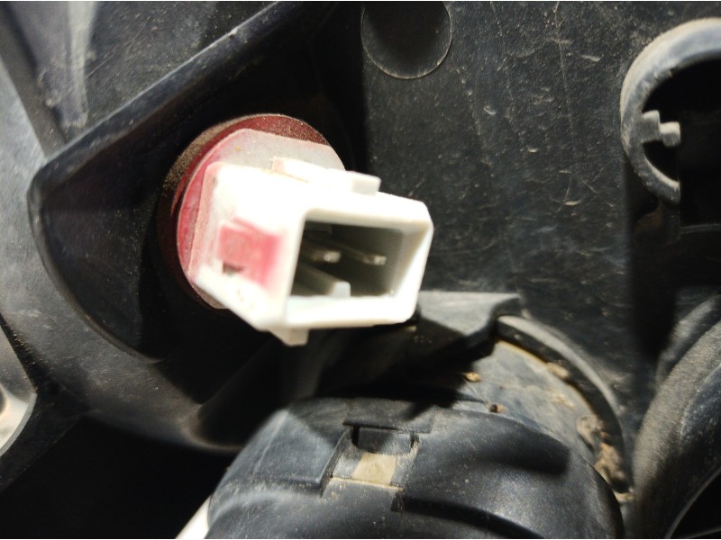 Recambio de faro izquierdo para peugeot 206 berlina referencia OEM IAM 9628666880 9628666880 9628666880