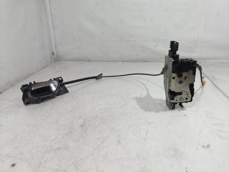 Recambio de cerradura puerta trasera izquierda para citroën c4 picasso business class referencia OEM IAM 24087816 24087816 24087