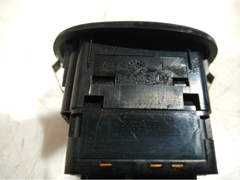 Recambio de mando elevalunas trasero derecho para citroën c3 referencia OEM IAM 25943 25943 25943