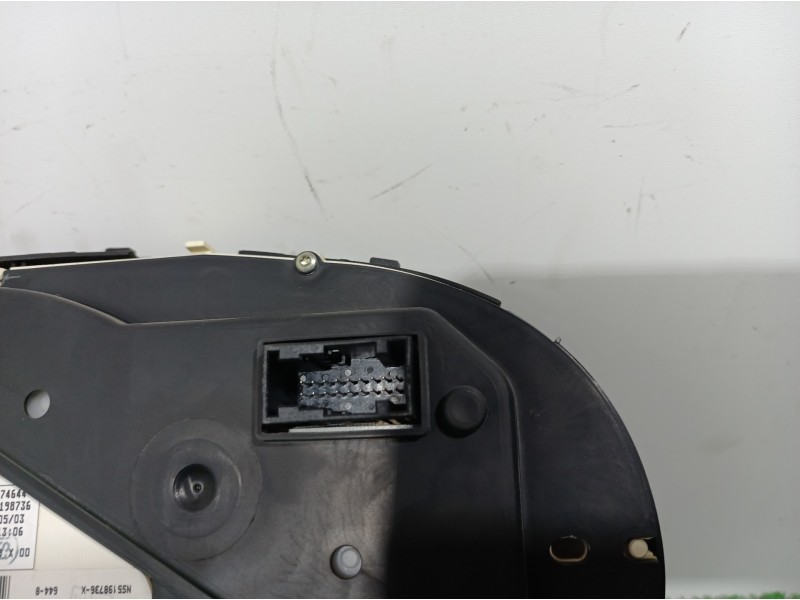 Recambio de cuadro instrumentos para peugeot 307 (s1) xr referencia OEM IAM  P9646742480 216518703