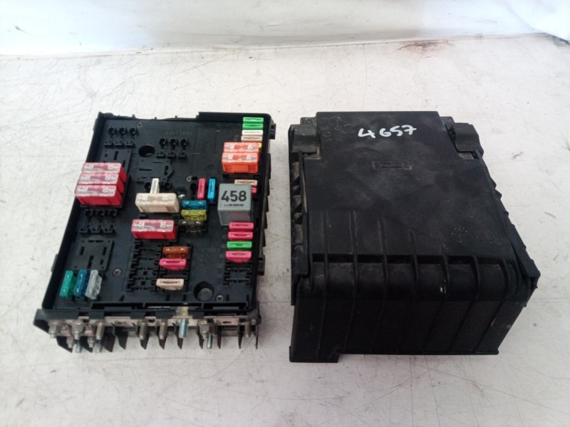 Recambio de caja reles / fusibles para seat toledo (5p2) exclusive referencia OEM IAM 1K0937124K 1K0937124 1K0937124