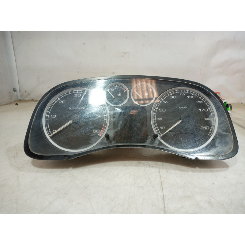 Recambio de cuadro instrumentos para peugeot 307 (s1) referencia OEM IAM P9636708880E05 P9636708880E05 P9636708880E05