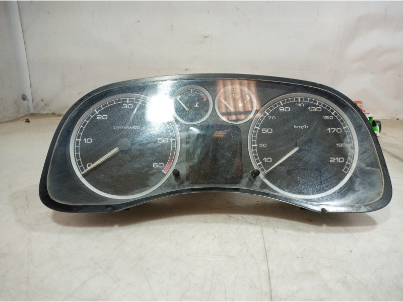 Recambio de cuadro instrumentos para peugeot 307 (s1) referencia OEM IAM P9636708880E05 P9636708880E05 P9636708880E05