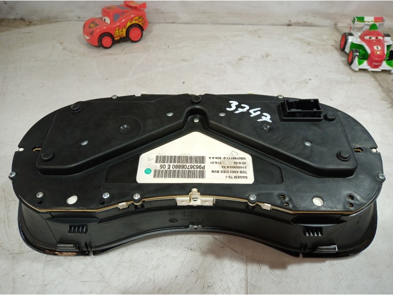 Recambio de cuadro instrumentos para peugeot 307 (s1) referencia OEM IAM P9636708880E05 P9636708880E05 P9636708880E05
