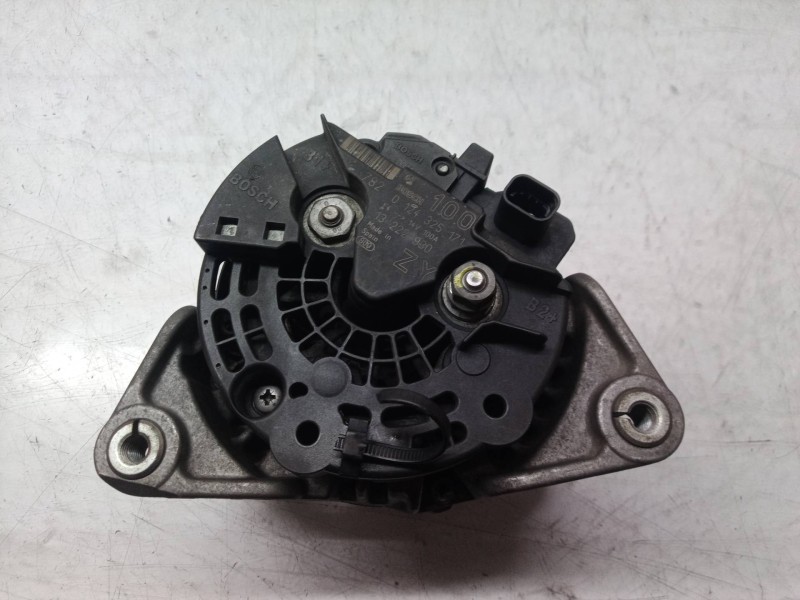 Recambio de alternador para opel corsa d catch me referencia OEM IAM 0124325171 0124325171 0124325171