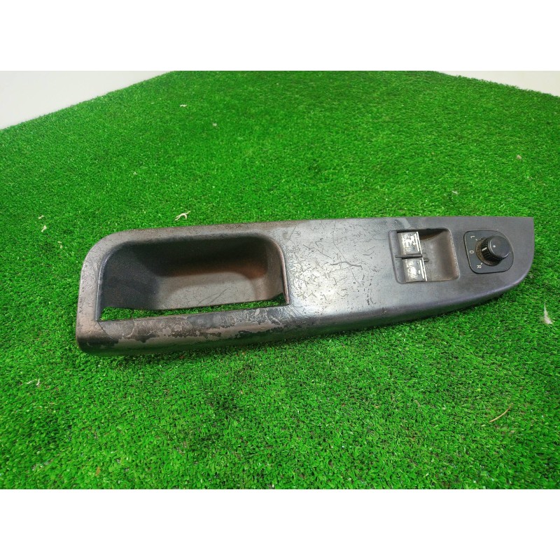 Recambio de mando elevalunas delantero izquierdo para volkswagen golf v berlina (1k1) conceptline (e) referencia OEM IAM 1K38680
