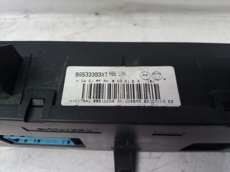 Recambio de mando climatizador para citroën c3 1,6 16v exclusive referencia OEM IAM 96533393XT 96533393XT 96533393
