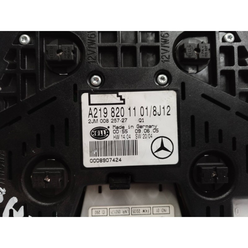 Recambio de luz interior para mercedes-benz clase cls (w219) 500 (219.375) referencia OEM IAM A2198201101 A2198201101 A219820110