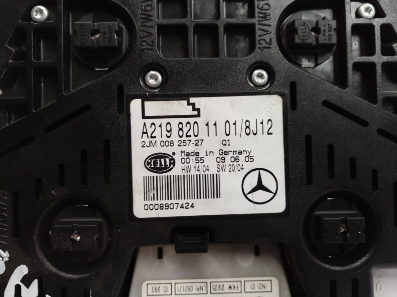 Recambio de luz interior para mercedes-benz clase cls (w219) 500 (219.375) referencia OEM IAM A2198201101 A2198201101 A219820110