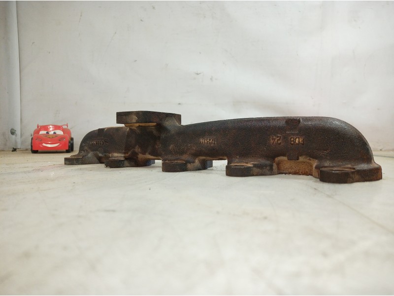 Recambio de colector escape para peugeot 308 sw allure referencia OEM IAM 010917 010917 010917