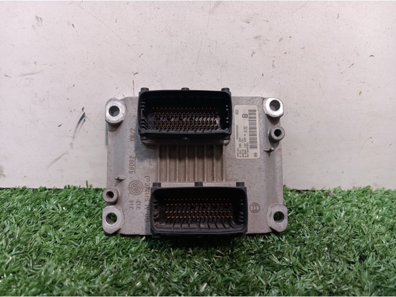 Recambio de centralita motor uce para fiat stilo (192) 1.4 referencia OEM IAM 0261208204 0261208204 00551936920 Recambio de centralita motor uce para fiat stilo (192) 1.4 referencia OEM IAM 0261208204 0261208204 00551936920