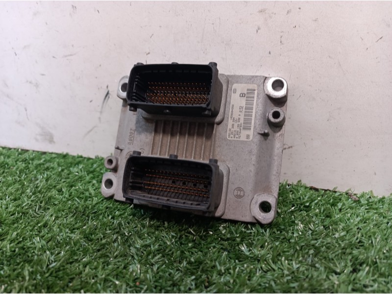 Recambio de centralita motor uce para fiat stilo (192) 1.4 referencia OEM IAM 0261208204 0261208204 00551936920 Recambio de centralita motor uce para fiat stilo (192) 1.4 referencia OEM IAM 0261208204 0261208204 00551936920