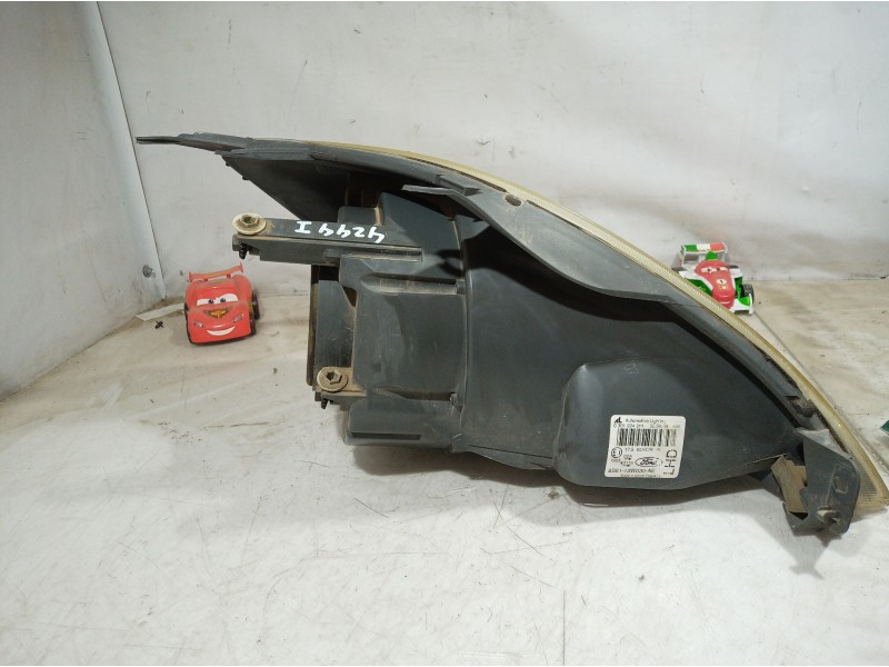 Recambio de faro izquierdo para ford fiesta (cbk) ambiente referencia OEM IAM 0301224311 0301224311 0301224311
