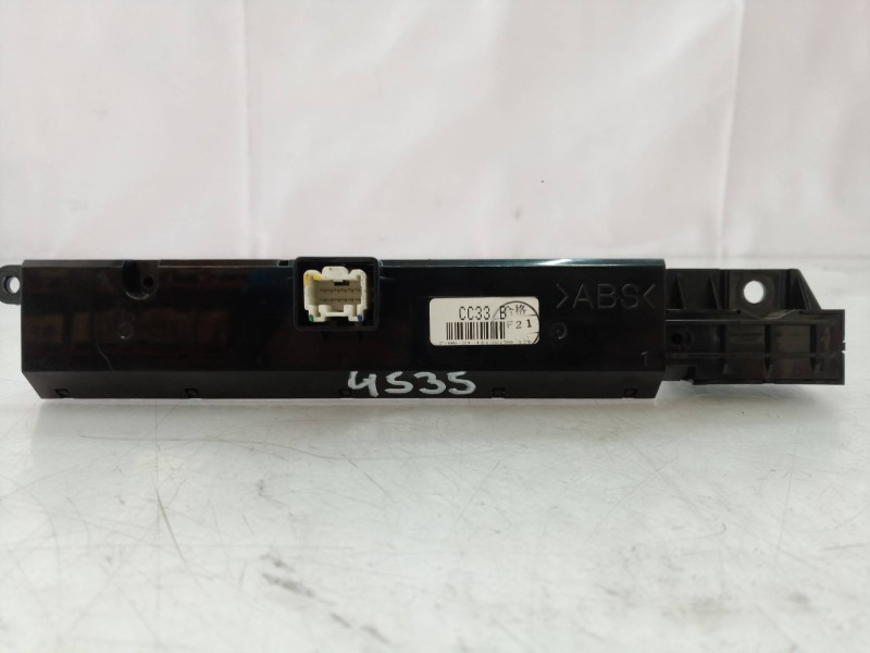 Recambio de pantalla multifuncion para mazda 5 berl. (cr) 2.0 crtd sportive (105kw) referencia OEM IAM   