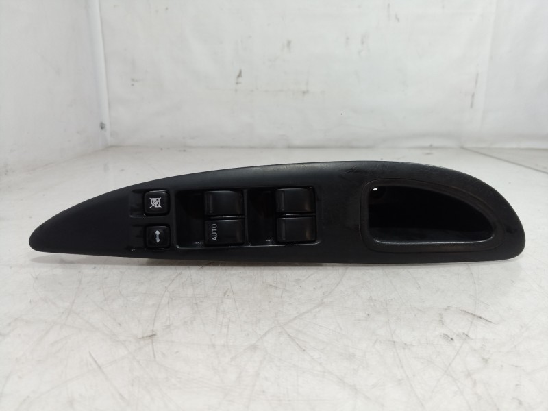 Recambio de mando elevalunas delantero izquierdo para nissan primera berlina (p12) acenta referencia OEM IAM 2352N1 2352N1 2352N