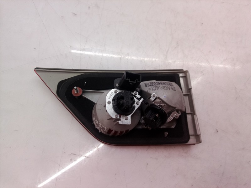 Recambio de piloto trasero izquierdo interior para bmw x3 (e83) 2.0d referencia OEM IAM   