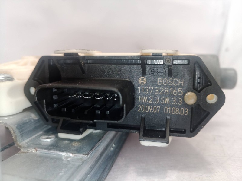 Recambio de elevalunas trasero derecho para citroën c4 berlina vtr plus referencia OEM IAM 1137328165 1137328165 0130822238