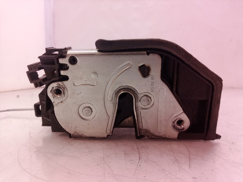 Recambio de cerradura puerta delantera izquierda para bmw x3 (e83) 2.0d referencia OEM IAM   