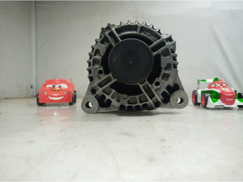 Recambio de alternador para peugeot 207 confort referencia OEM IAM 5705EY 5705EY 5705