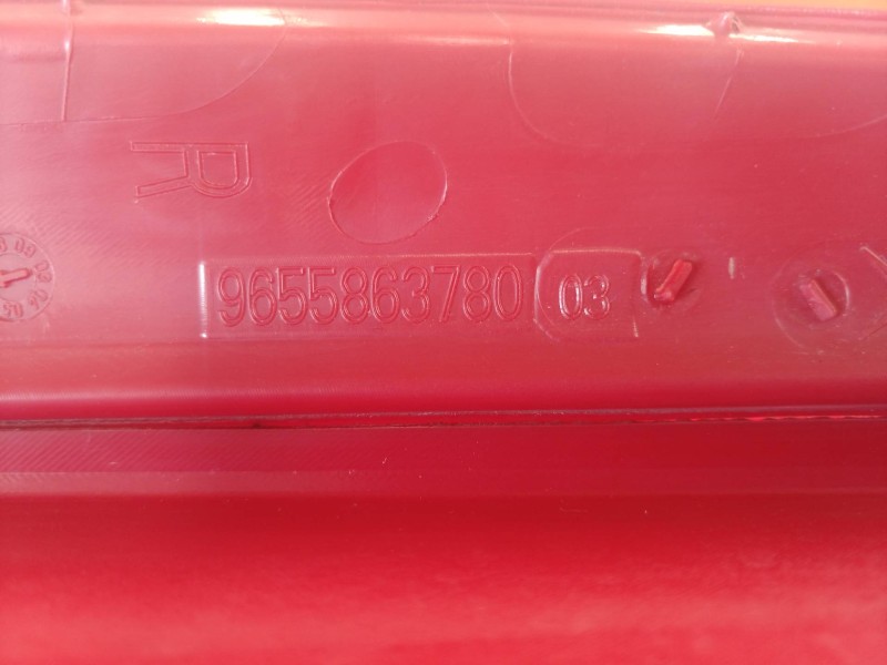 Recambio de piloto trasero derecho para citroën c4 berlina vtr plus referencia OEM IAM 9655863980 9655863980 9655863780